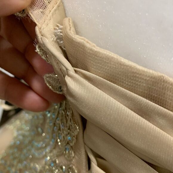 Mesh embroidered beaded Lace Short Ruffled  Dress - Picture 9 of 14